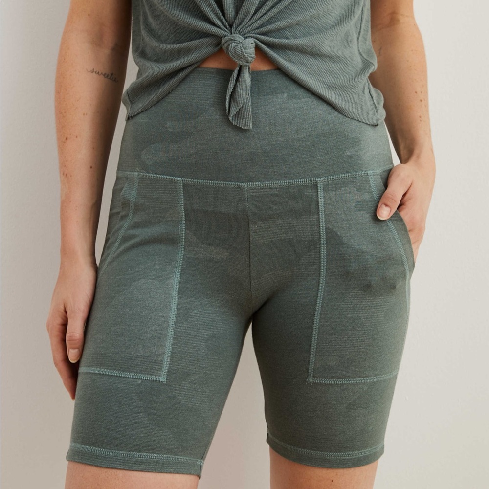 Aerie Chill Camo Pocket Bike Short